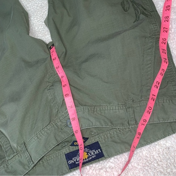 Lucky Brand Army Green Floral Embroidery Capri Pants size 10/30 - Picture 6 of 10